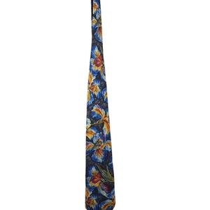 Metropolian museum of art 100% silk tie